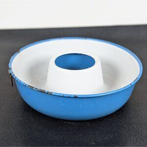 Antique Vintage Enamelware Bundt Pan Turquoise Color White Interior 8"